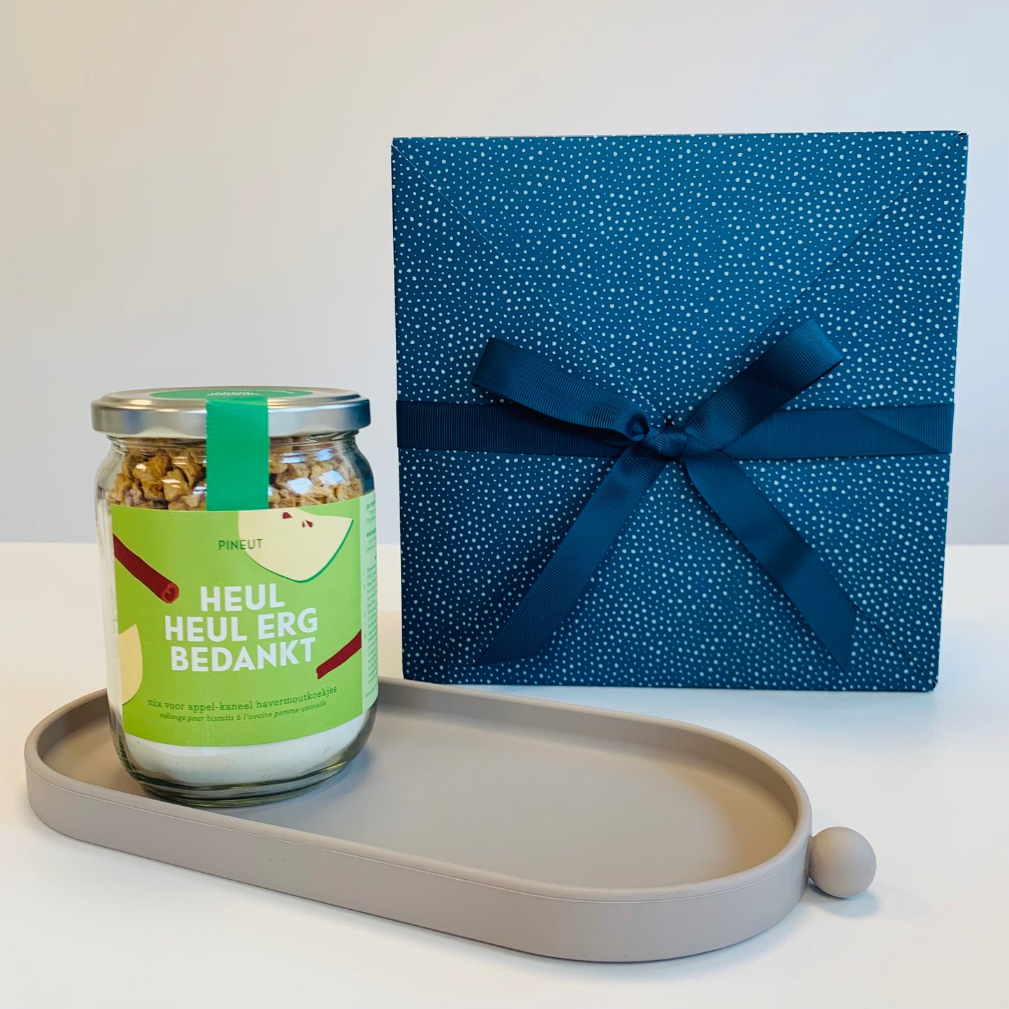 Cookie box